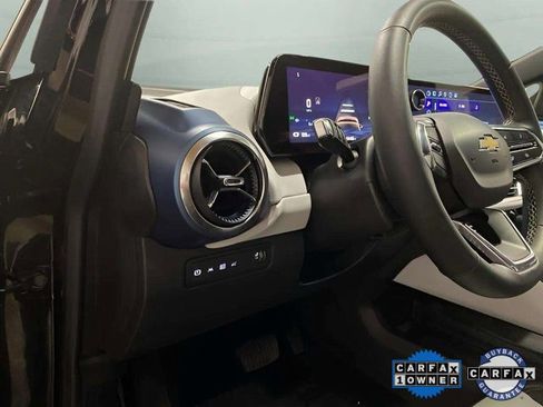 Used 2025 Chevrolet Equinox EV LT w/ Convenience Package image 15