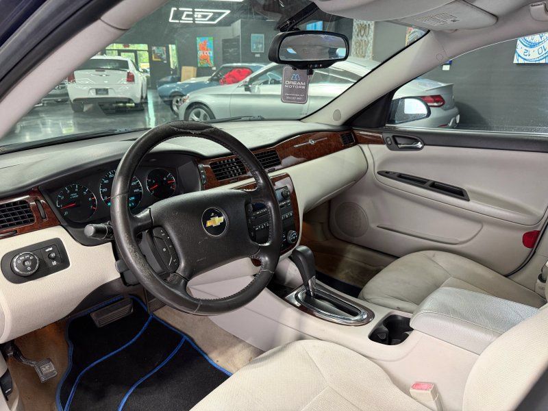 Used 2011 Chevrolet Impala LT FWD image 9
