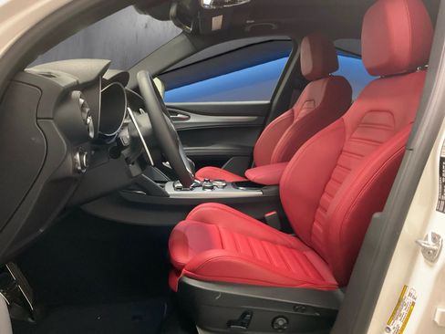 New 2026 Alfa Romeo Stelvio Sprint AWD/4WD image 4