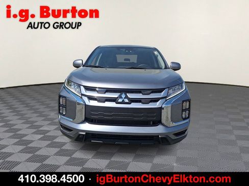 Used 2023 Mitsubishi Outlander Sport ES AWD/4WD image 2