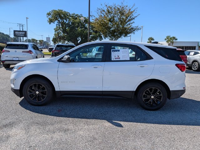 Used 2020 Chevrolet Equinox LS w/ LPO, Floor Liner Package FWD image 8
