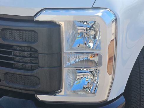 New 2026 Ford F250 XL w/ FX4 Off-Road Package image 34