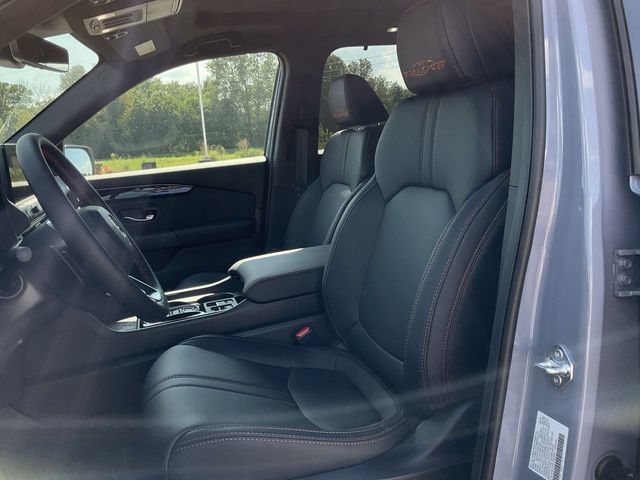 New 2026 Honda Pilot TrailSport image 19