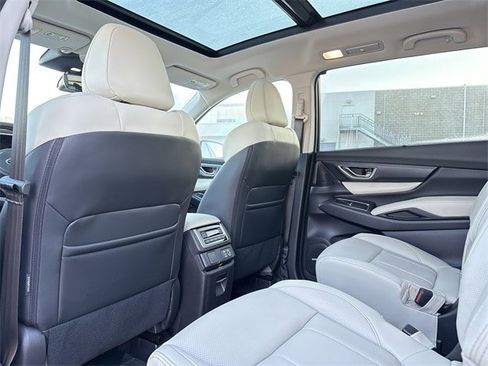 New 2025 Subaru Ascent Limited image 13