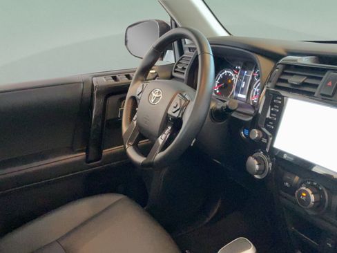 Used 2021 Toyota 4Runner TRD Off-Road Premium w/ Moonroof Package AWD/4WD image 48
