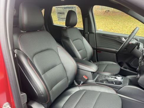 New 2026 Ford Escape ST-Line w/ Cold Weather Package image 26