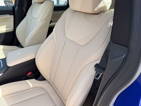 New 2026 BMW i4 xDrive40i image 16