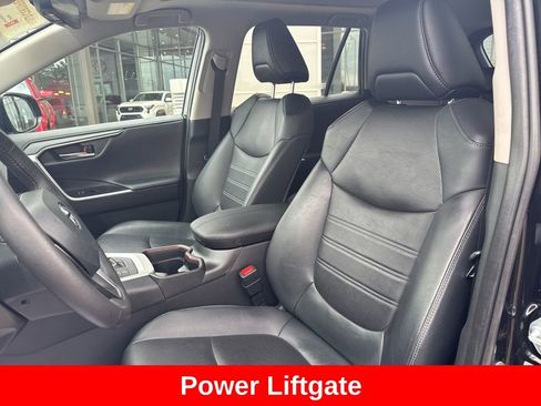 Used 2021 Toyota RAV4 Limited image 13