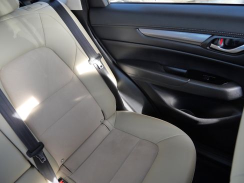 Used 2017 MAZDA CX-5 Touring image 14