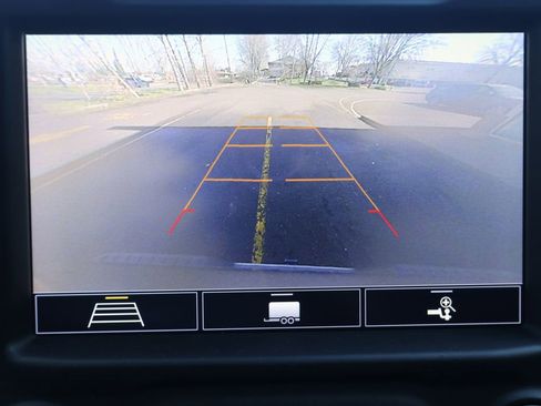 Used 2020 Chevrolet Silverado 1500 RST image 10