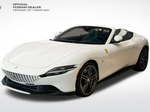 Used 2024 Ferrari Roma Spider image 1