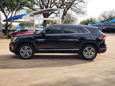Used 2024 Volkswagen Atlas Cross Sport SEL R-Line image 12