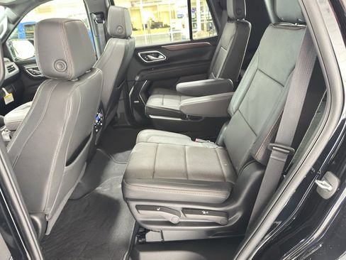 Used 2024 Chevrolet Tahoe High Country w/ Premium Package 2 image 17