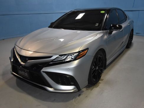 Used 2023 Toyota Camry XSE image 25