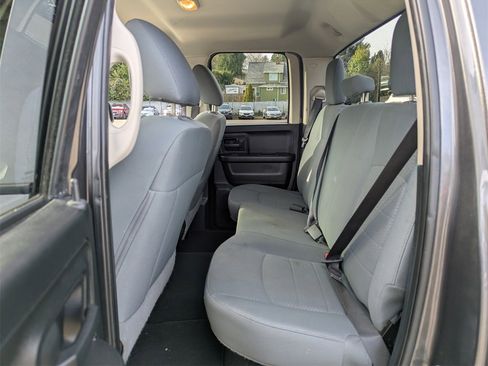 Used 2017 RAM 1500 ST w/ SXT Appearance Group image 25