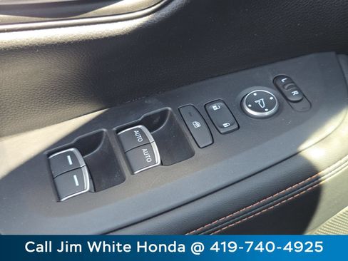 Certified 2024 Honda HR-V Sport image 25