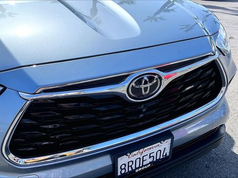 Used 2020 Toyota Highlander Limited AWD/4WD image 28