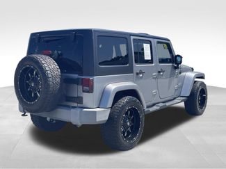 Used 2018 Jeep Wrangler Unlimited Sahara AWD/4WD video 3
