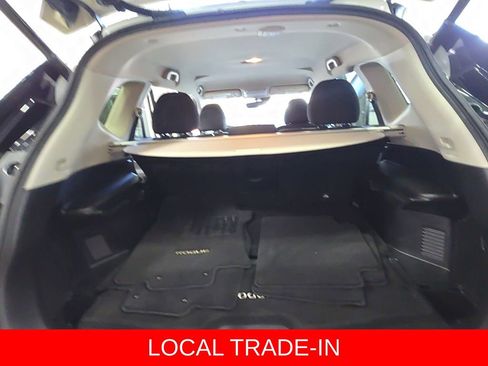 Used 2020 Nissan Rogue SV image 13