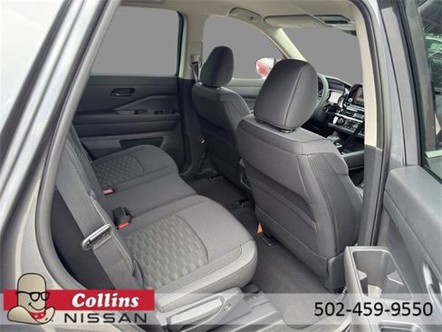 New 2025 Nissan Pathfinder SV w/ Cargo Package image 12