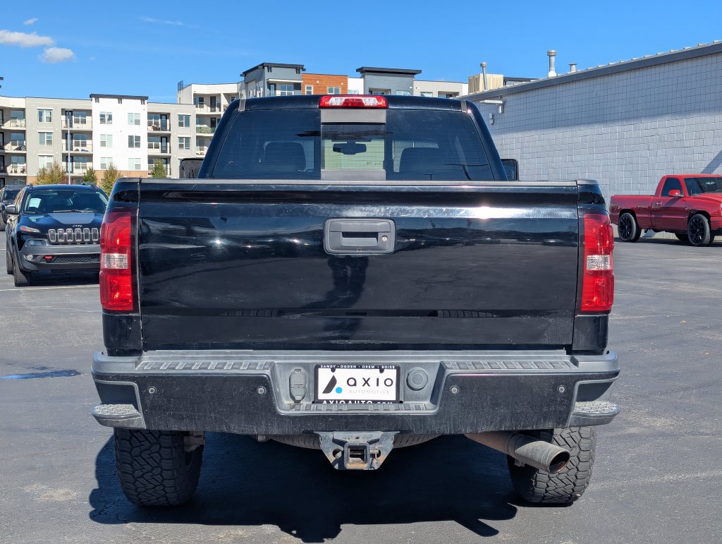 Used 2017 GMC Sierra 2500 SLT w/ All Terrain HD Package AWD/4WD image 5