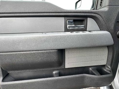 Used 2013 Ford F150 XLT w/ XLT Chrome Pkg image 17