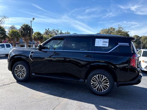 New 2026 Nissan Armada SL image 25