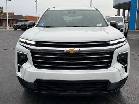 New 2026 Chevrolet Traverse LT w/ Driver Confidence Package image 2