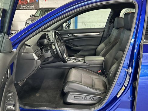 Used 2022 Honda Accord Sport image 18