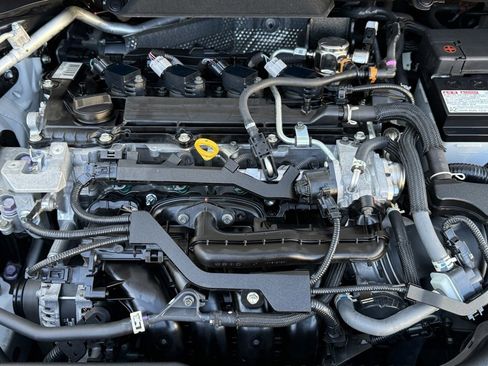 Used 2021 Toyota Corolla SE image 32