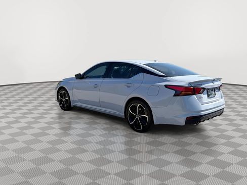 Certified 2024 Nissan Altima 2.5 SR w/ SR Premium Package FWD image 7