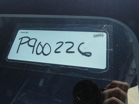 Used 2023 Tesla Model Y Long Range image 25