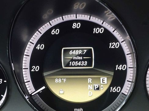 Used 2012 Mercedes-Benz E 350 Sedan image 29