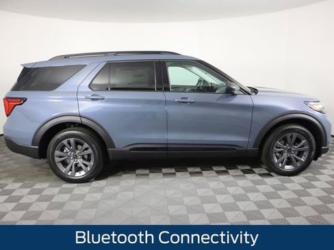 New 2026 Ford Explorer Active w/ Active Comfort Package image 2