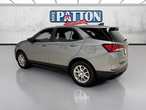 Used 2023 Chevrolet Equinox LS AWD/4WD image 5
