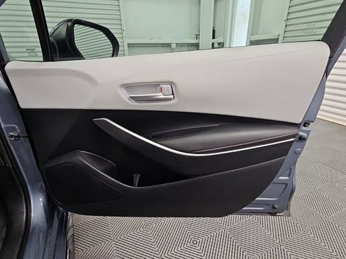 Used 2023 Toyota Corolla SE w/ SE Premium Package FWD image 39