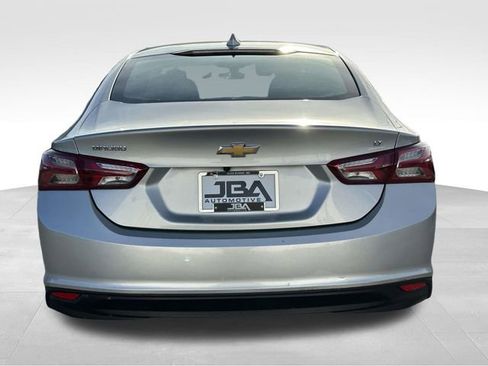 Used 2020 Chevrolet Malibu LT image 26