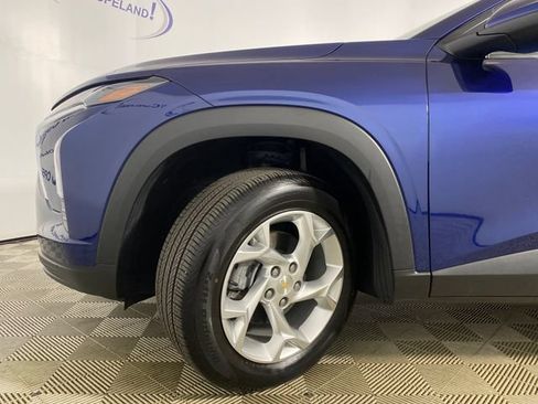 Certified 2024 Chevrolet Trax LS w/ LS Convenience Package FWD image 31