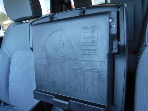 Certified 2022 RAM 1500 Big Horn image 23