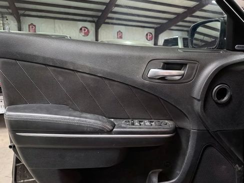 Used 2023 Dodge Charger SXT RWD image 19