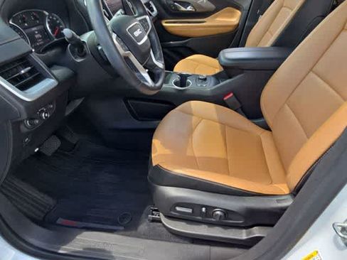 Used 2020 GMC Terrain SLT w/ Preferred Package AWD/4WD image 16