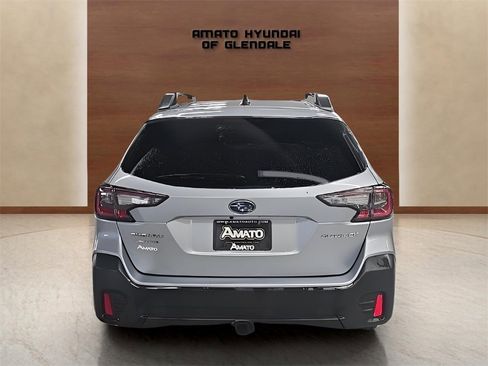 Used 2021 Subaru Outback Premium image 5