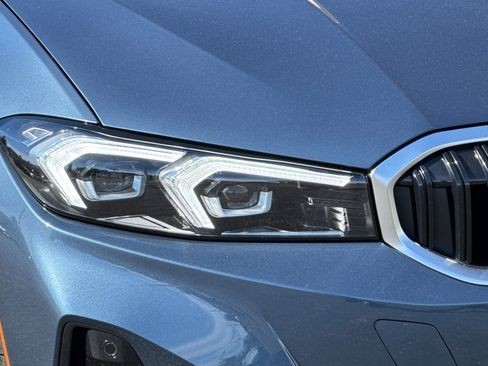 Used 2026 BMW 330i Sedan w/ Premium Package RWD image 10