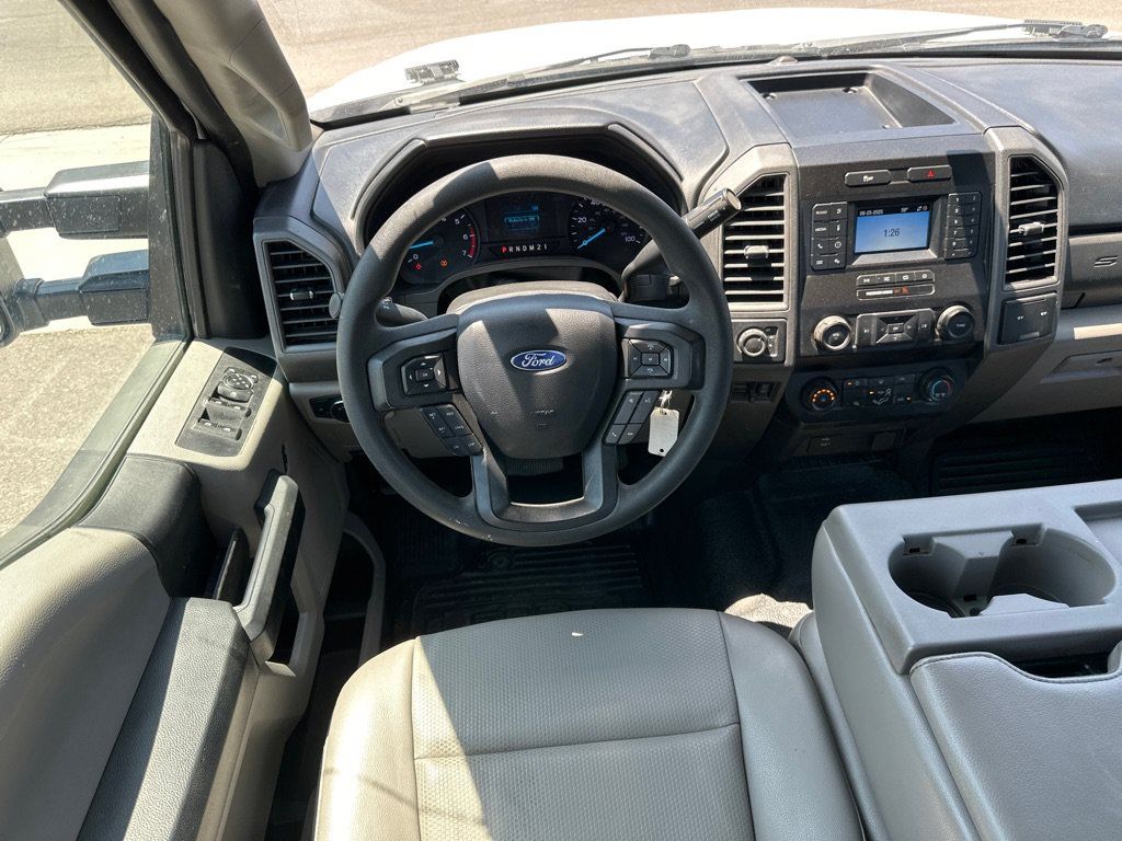 Used 2020 Ford F250 XL w/ Power Equipment Group AWD/4WD image 9