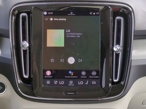 New 2026 Volvo XC40 B5 Plus w/ Protection Package Premier image 17