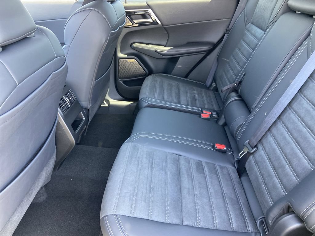 New 2026 Mitsubishi Outlander SE FWD image 22