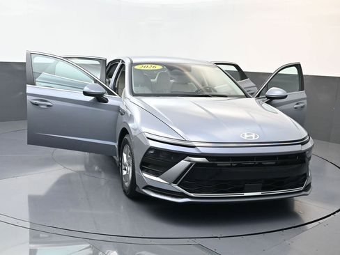 Certified 2026 Hyundai Sonata SE FWD image 30