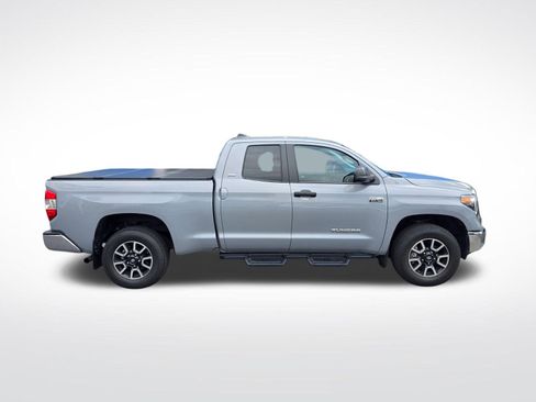 Used 2021 Toyota Tundra SR5 AWD/4WD image 4