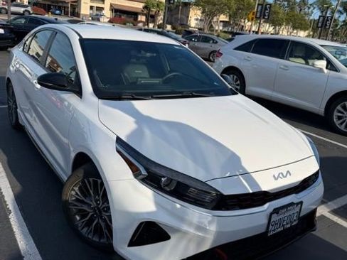 Certified 2023 Kia Forte GT-Line image 2