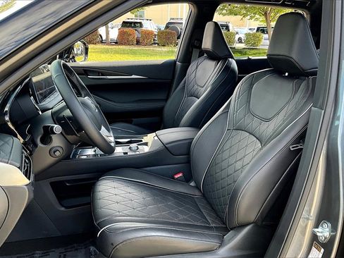 Certified 2025 INFINITI QX60 Autograph w/ Cargo Package image 17